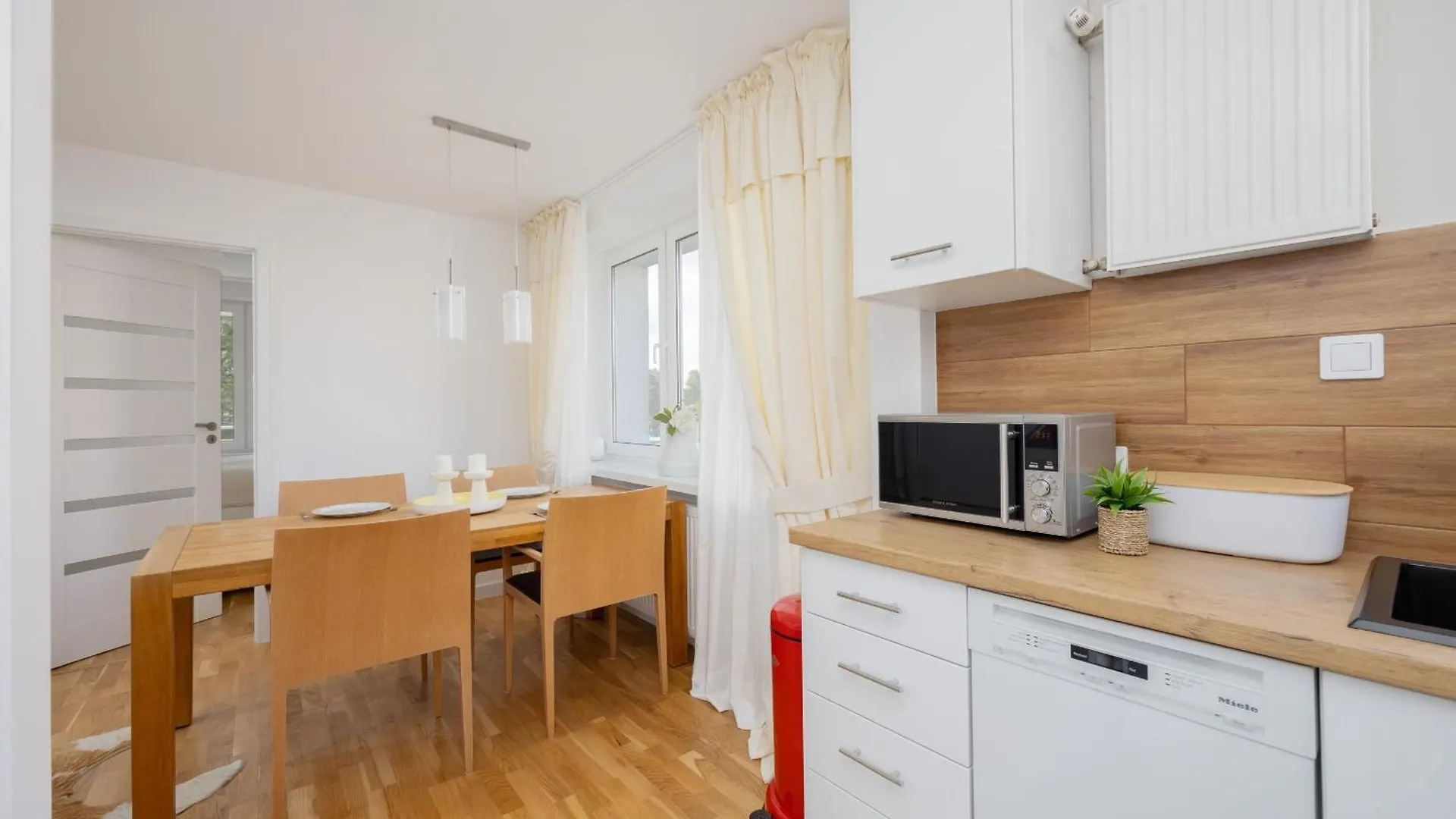 Bright Two-Bedroom Apartment By Rent Like Home Warsaw