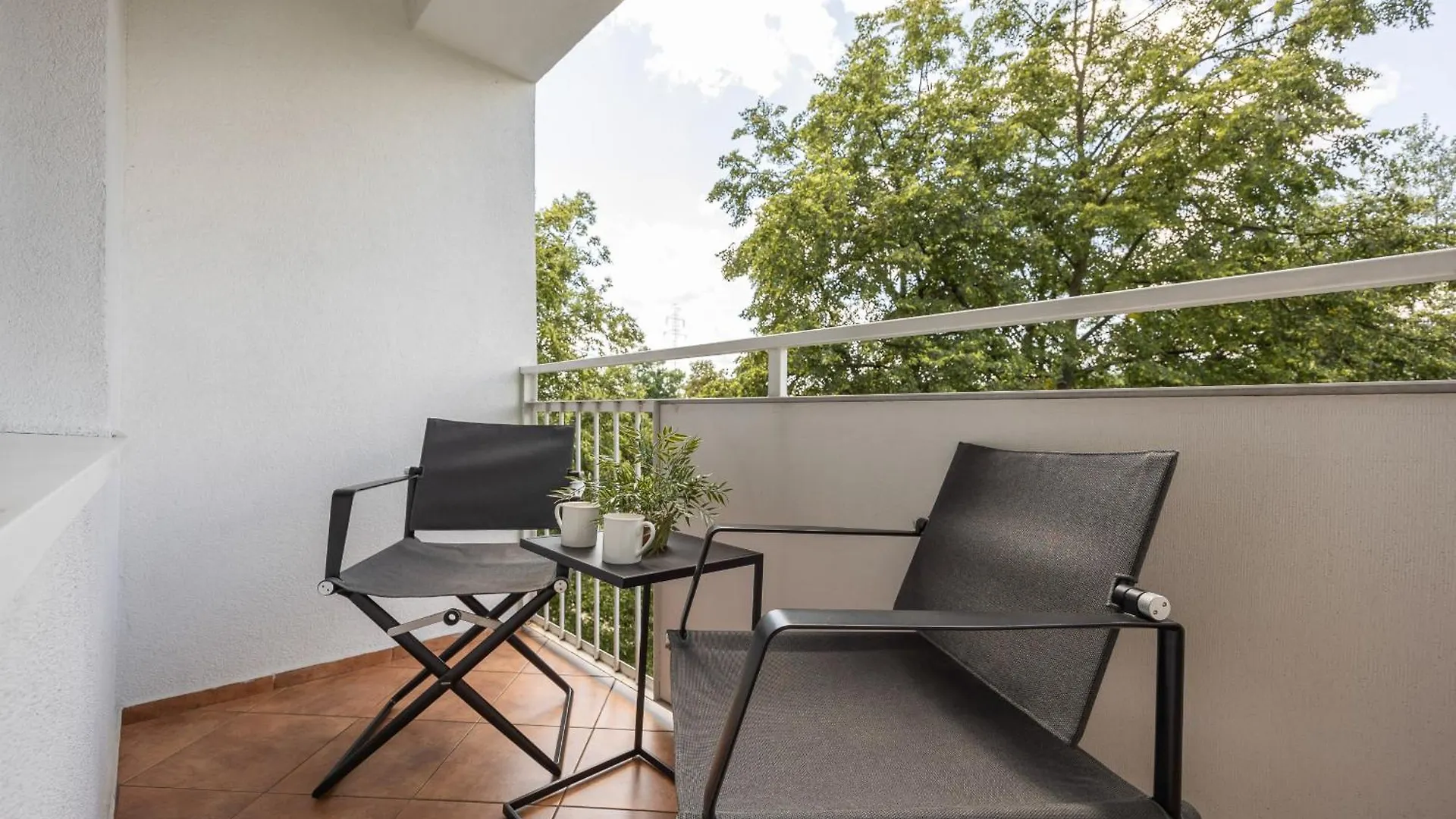 Bright Two-Bedroom Apartment By Rent Like Home Warsaw