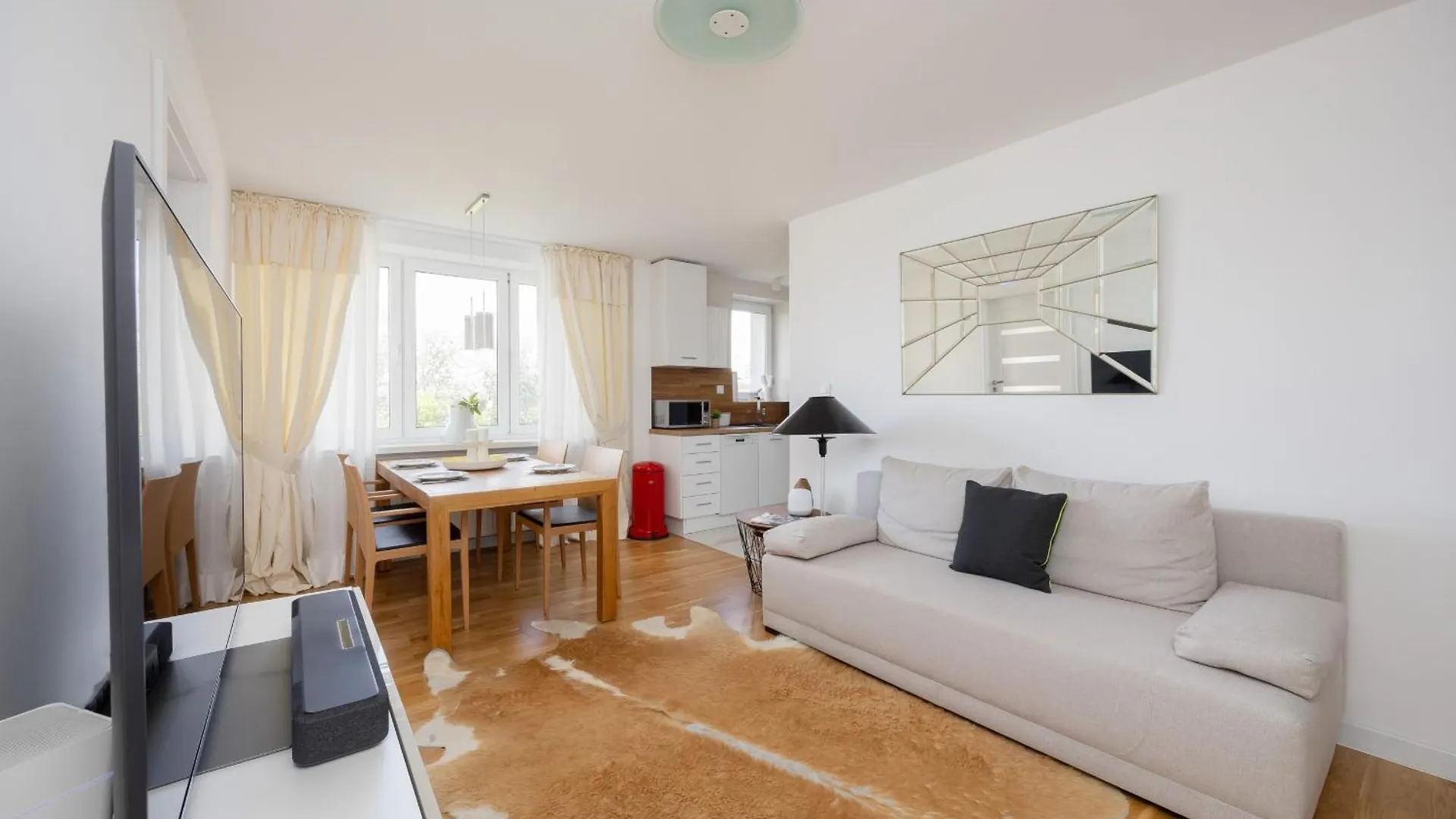 Bright Two-Bedroom Apartment By Rent Like Home Warsaw